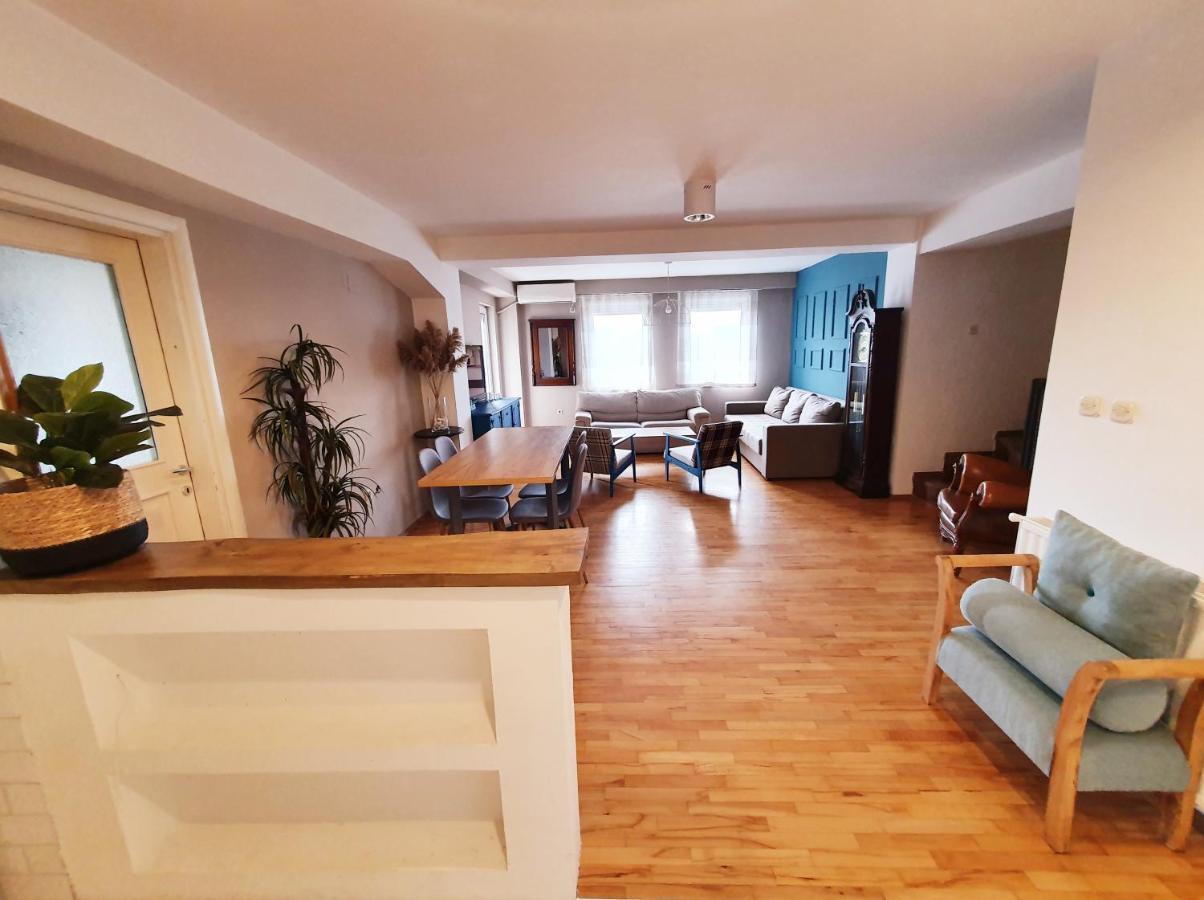 Apartament Central Station Skopje Zewnętrze zdjęcie