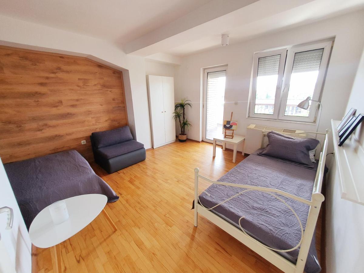 Apartament Central Station Skopje Zewnętrze zdjęcie