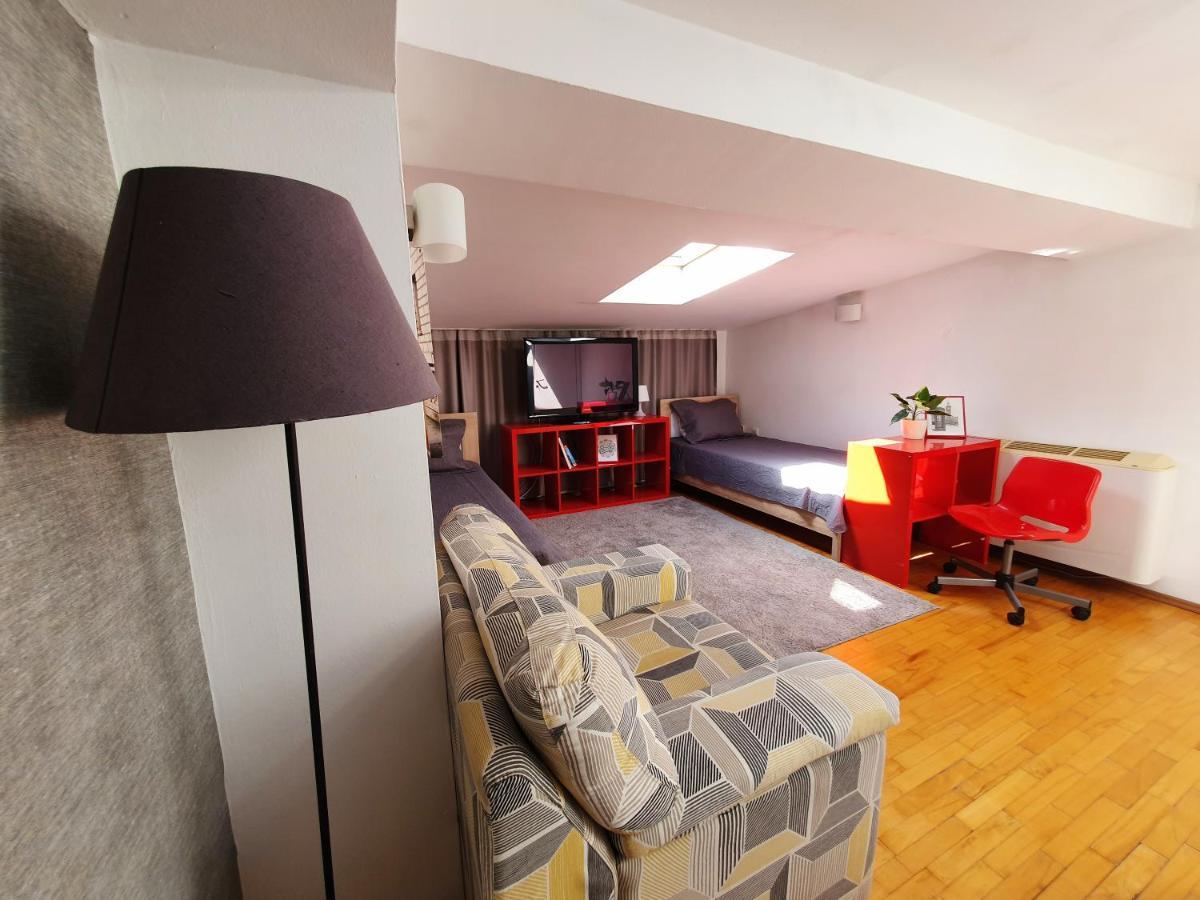 Apartament Central Station Skopje Zewnętrze zdjęcie