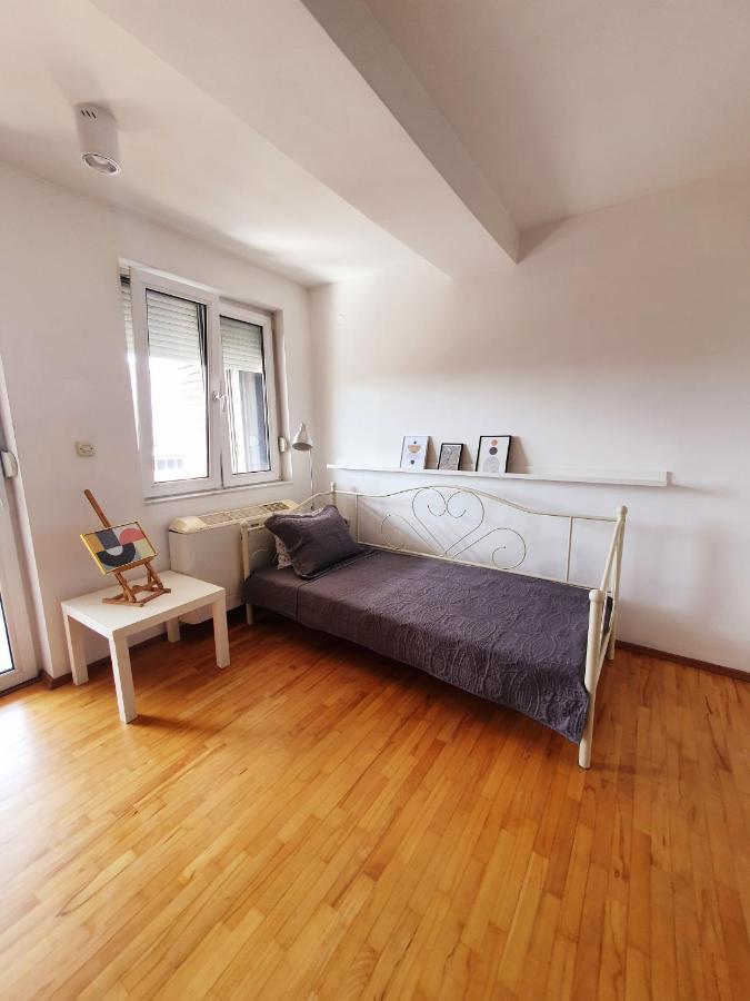 Apartament Central Station Skopje Zewnętrze zdjęcie