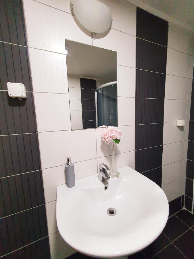 Apartament Central Station Skopje Zewnętrze zdjęcie