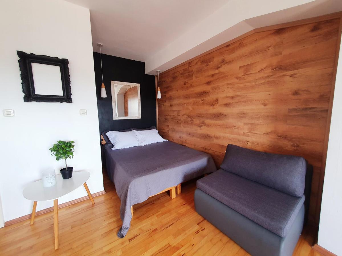 Apartament Central Station Skopje Zewnętrze zdjęcie