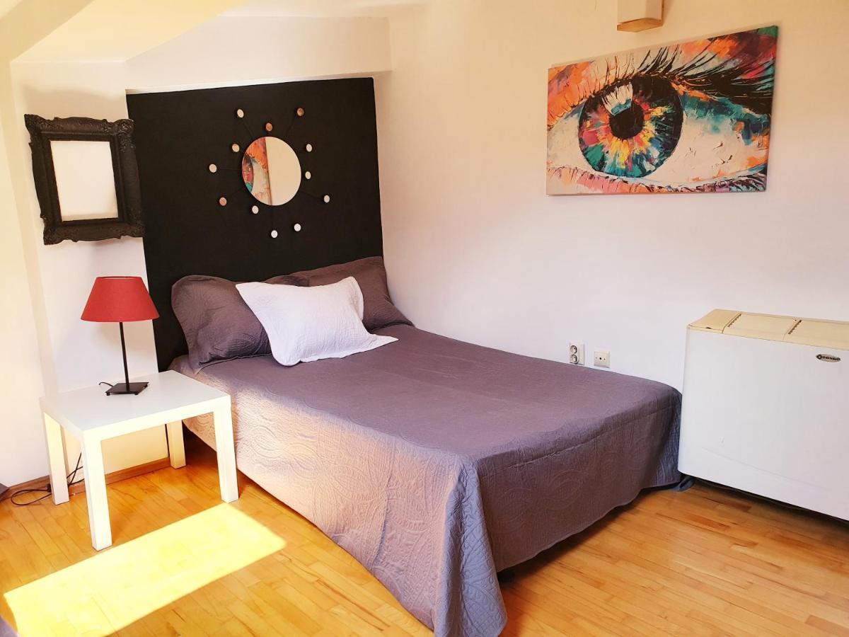 Apartament Central Station Skopje Zewnętrze zdjęcie